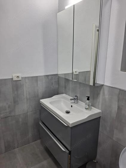 Casă cu 4 camere cu Teren 250 Mp în Prelungirea Ferentari