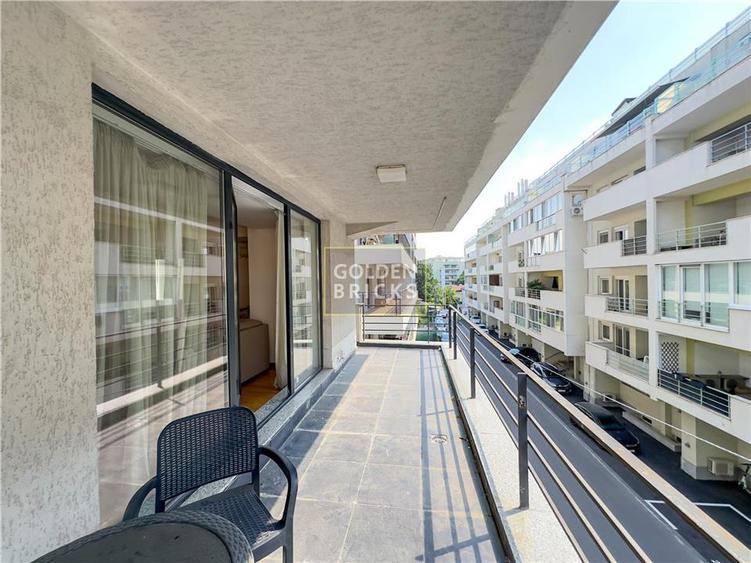 Apartament cu 3 camere semidecomandat, mobilat în Herăstrău