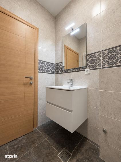 Apartament cu 3 camere, mobilat în Delfinariu
