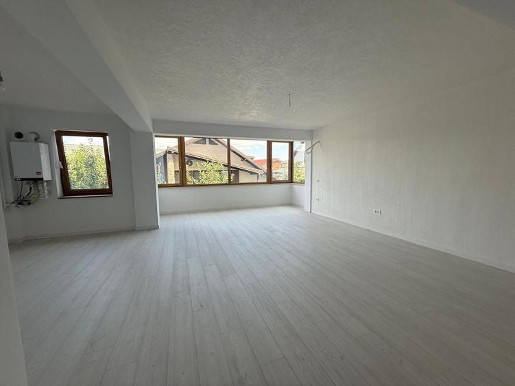 Titan-2 camere in bloc boutique- Etaj 1-Living generos - 5