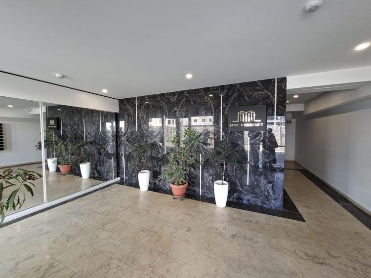 Apartament cu 2 camere semidecomandat, mobilat în Central