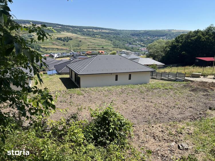 Casă cu 4 camere cu Teren 500 Mp în Baciu