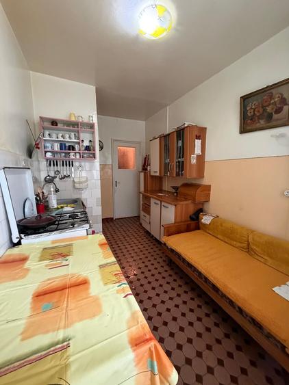 Apartament cu 2 camere semidecomandat în Ultracentral