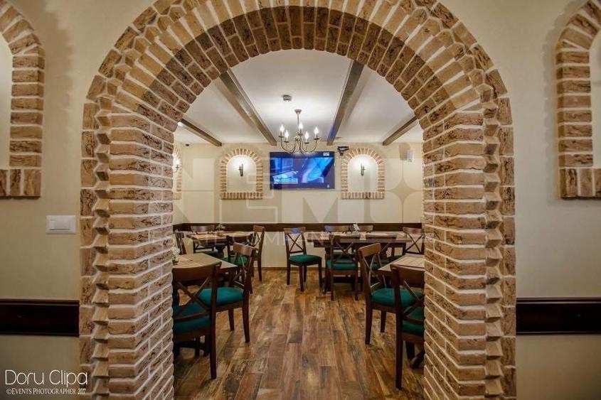 Spațiu comercial, de 750 mp, în Volovăț
