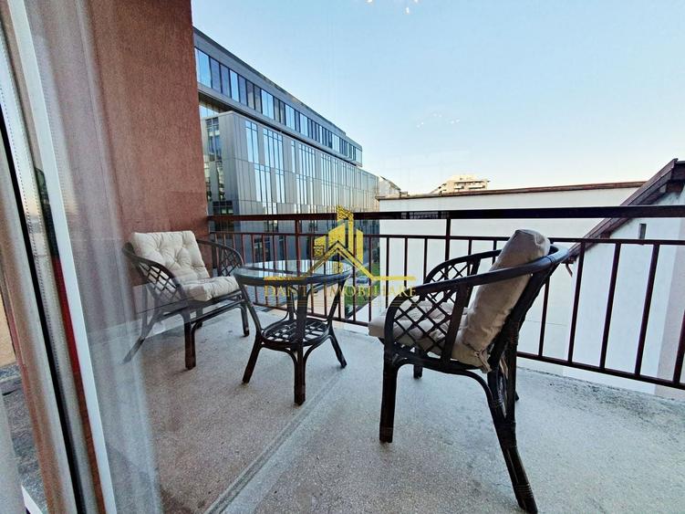 Apartament cu 2 camere semidecomandat, mobilat în Ultracentral