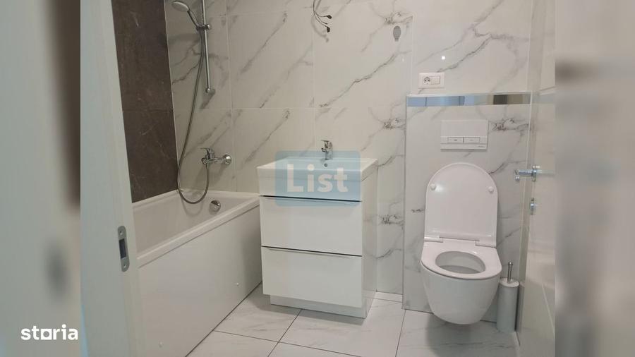 Apartament cu 3 camere în Piața Centrală