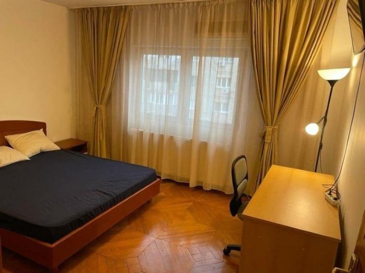 Apartament cu 4 camere decomandat în 13 Septembrie