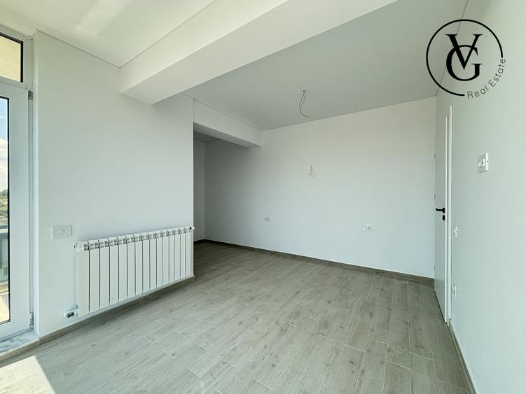 Apartament cu 3 camere semidecomandat în Mamaia-Sat