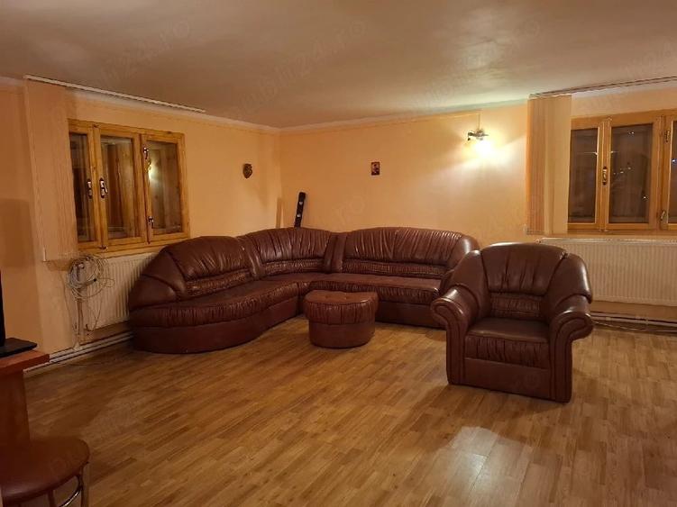 Casă cu Teren 800 Mp în Lepșa