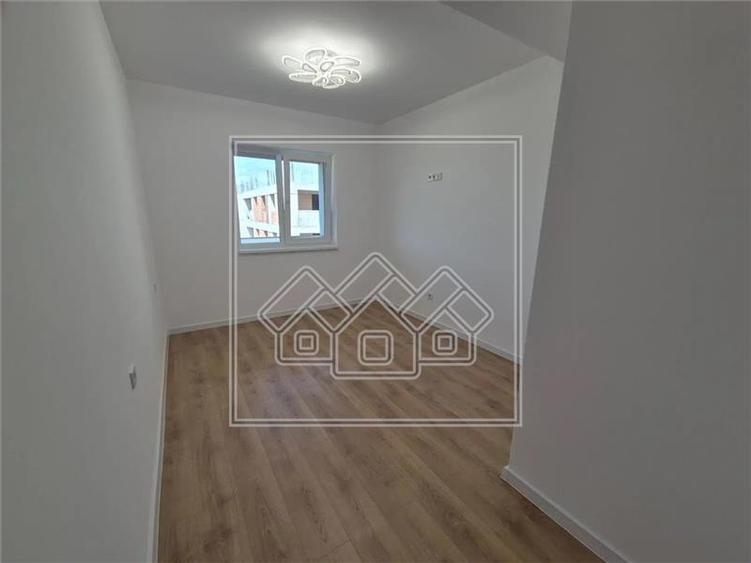 Ap. decomandat, 3 camere, 69,45 mpu, bloc nou, lift - 11