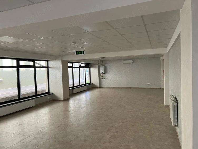 Spațiu comercial, de 98 mp, în Central