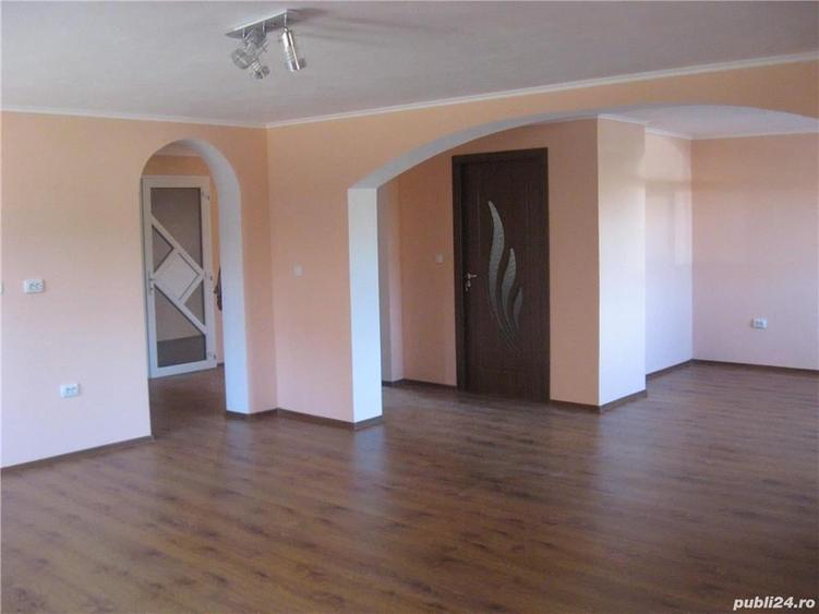 Casă cu Teren 450 Mp în Păulești