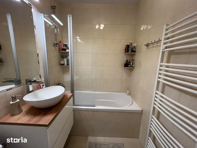 Apartament cu 3 camere în Grigorescu