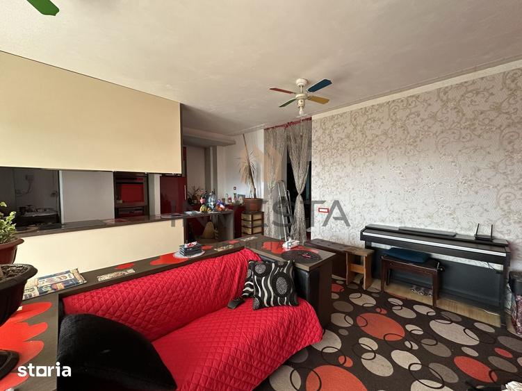 Apartament cu 3 camere semidecomandat în Zorilor