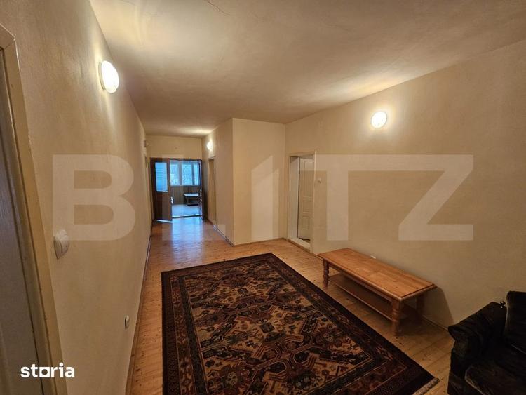Casă cu 5 camere cu Teren 2669 Mp în Scărișoara