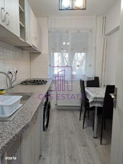 Apartament cu 3 camere decomandat în Drumul Taberei