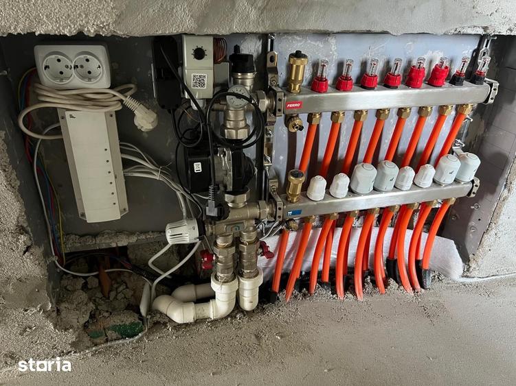 Casă cu 4 camere cu Teren 1500 Mp în Săcălășeni