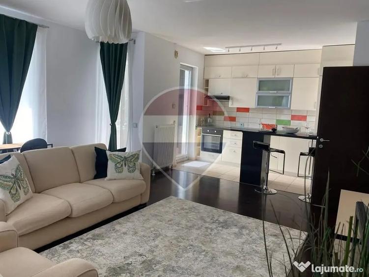 Apartament cu 2 camere decomandat în Splaiul Unirii