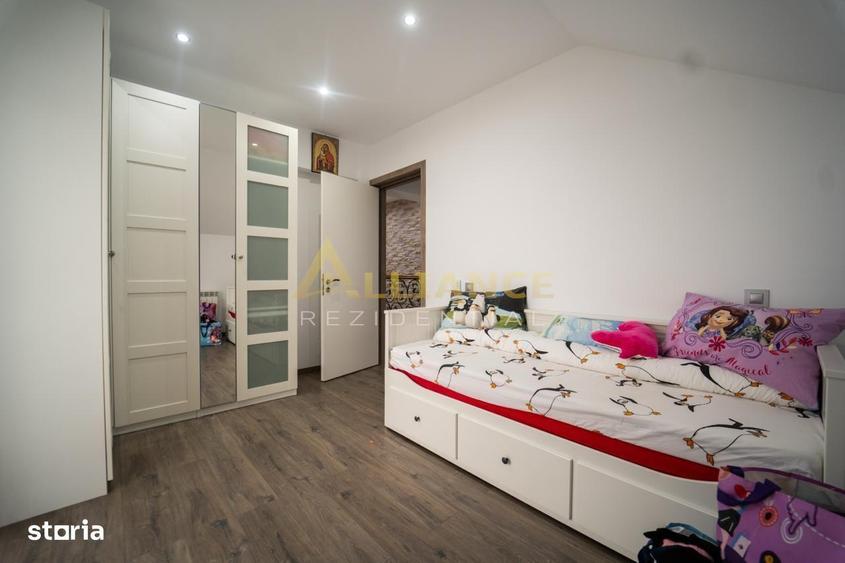 Casă cu 6 camere cu Teren 350 Mp în Berceni
