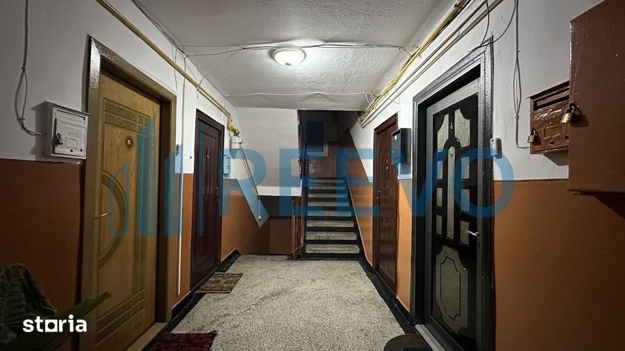 Apartament cu 3 camere de vanzare, in Buhu?i - 2