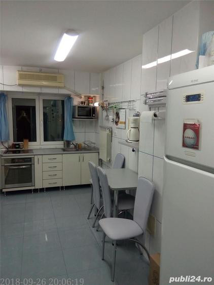 Apartament cu 3 camere decomandat în Tomis Mall