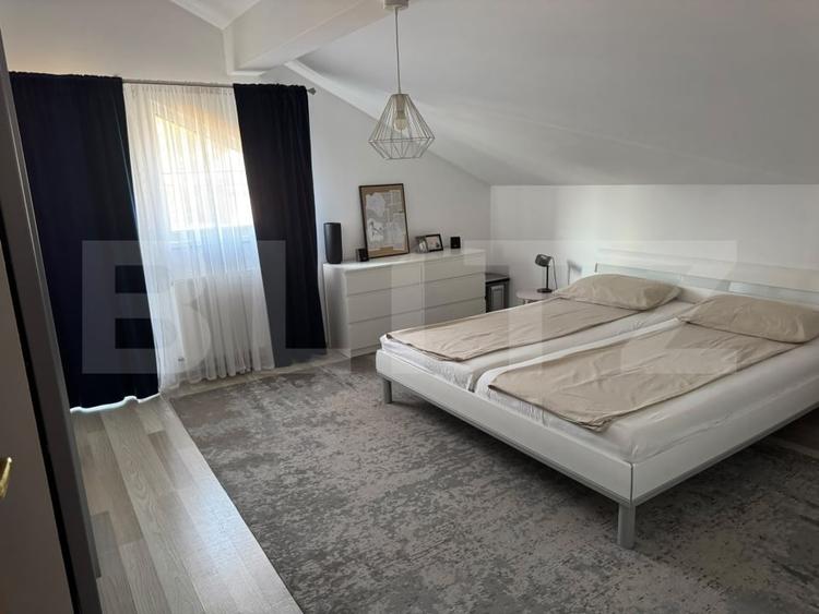 Casă individuală cu 6 camere cu Canalizare în Nord-Est