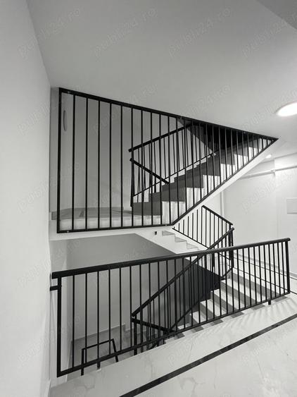 Apartament cu 3 camere decomandat în Dumbrăvița