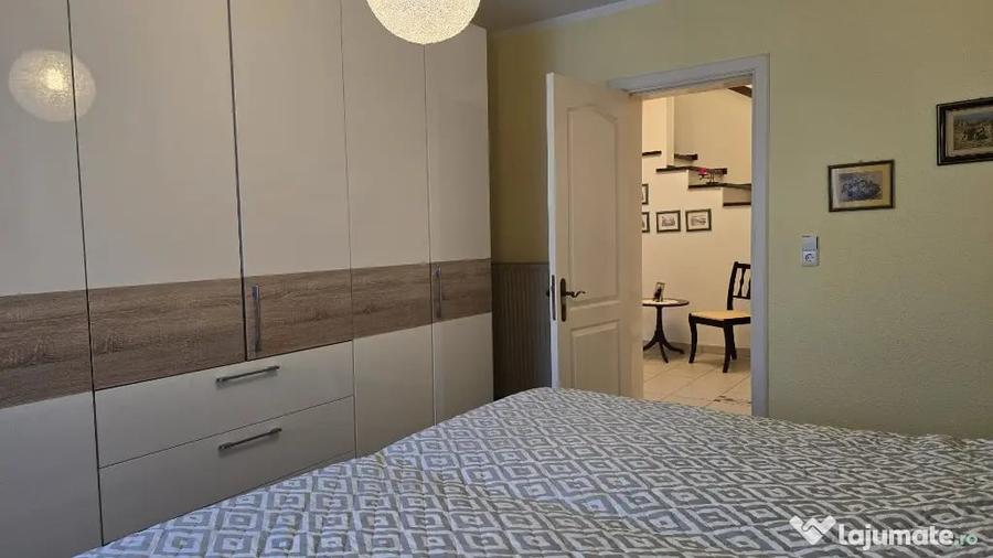 Casă cu 5 camere cu Teren 665 Mp în Progresul
