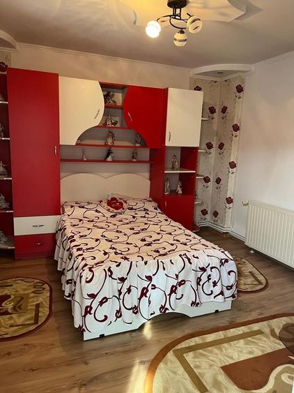 Casă cu 4 camere în Rucăr