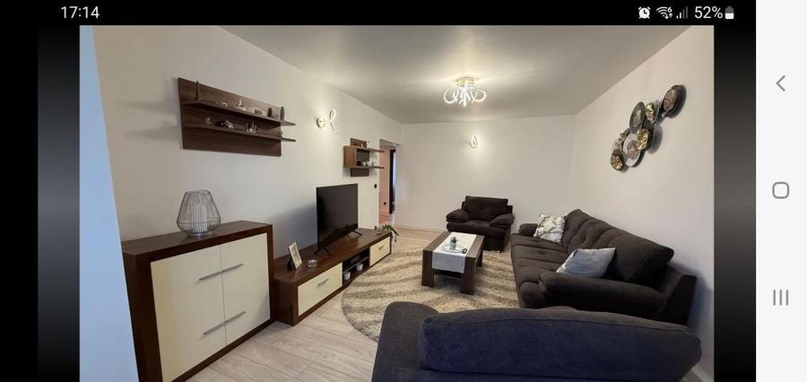 Apartament cu 3 camere decomandat în Central
