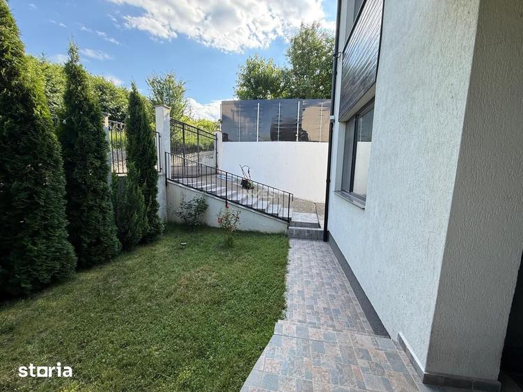 Casă cu 4 camere cu Teren 200 Mp în Rediu