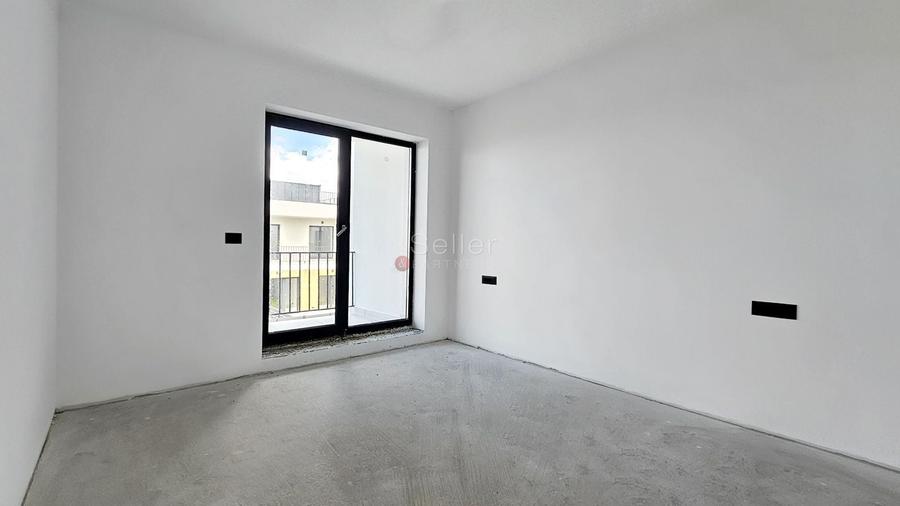 Duplex cu 3 camere cu Canalizare în Ghimbav Livadă