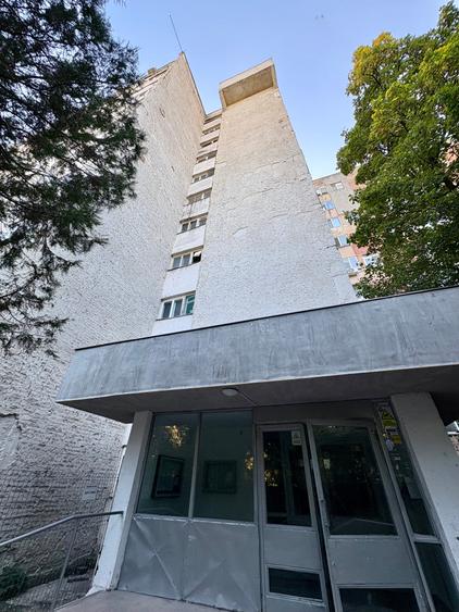 Garsonieră decomandată în Drumul Taberei