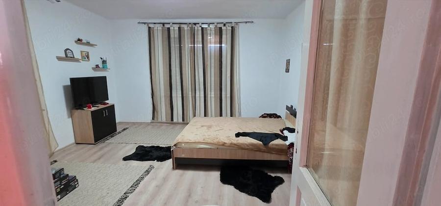 Casă cu Teren 900 Mp în Belotinț