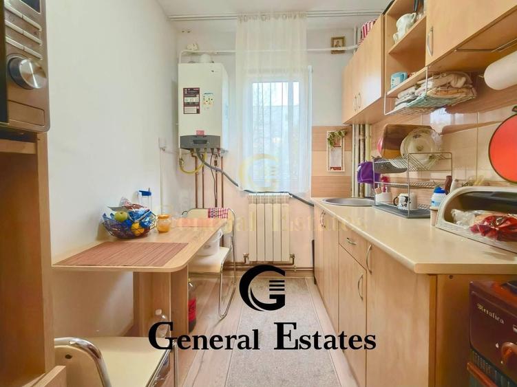 Apartament cu 2 camere semidecomandat în Mircea cel Bătrân