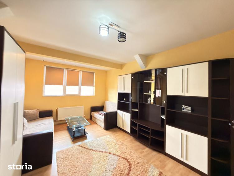 Apartament cu 2 camere decomandat în Girocului
