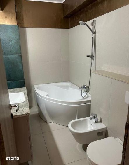 Apartament cu 3 camere în Calea București