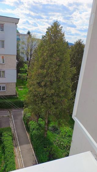 De vanzare apartament cu 2 camere - 1