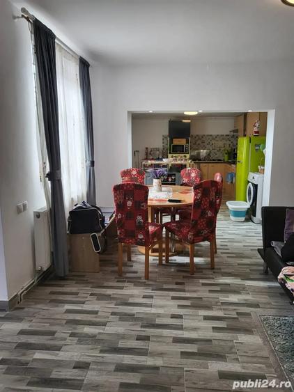 Casă cu 2 camere cu Teren 200 Mp în Central