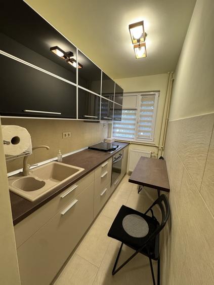 Apartament cu 2 camere semidecomandat, mobilat în Vest - Lamâița