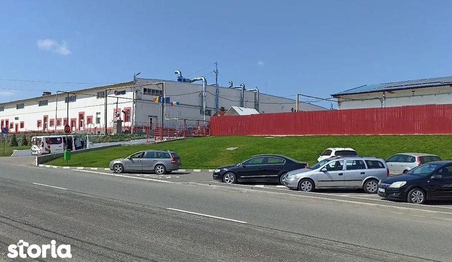 Spațiu comercial, de 10,379 mp, în Central