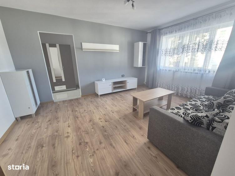 Apartament cu 2 camere semidecomandat în Central