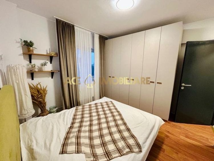 Apartament cu 2 camere semidecomandat, mobilat în Rahova