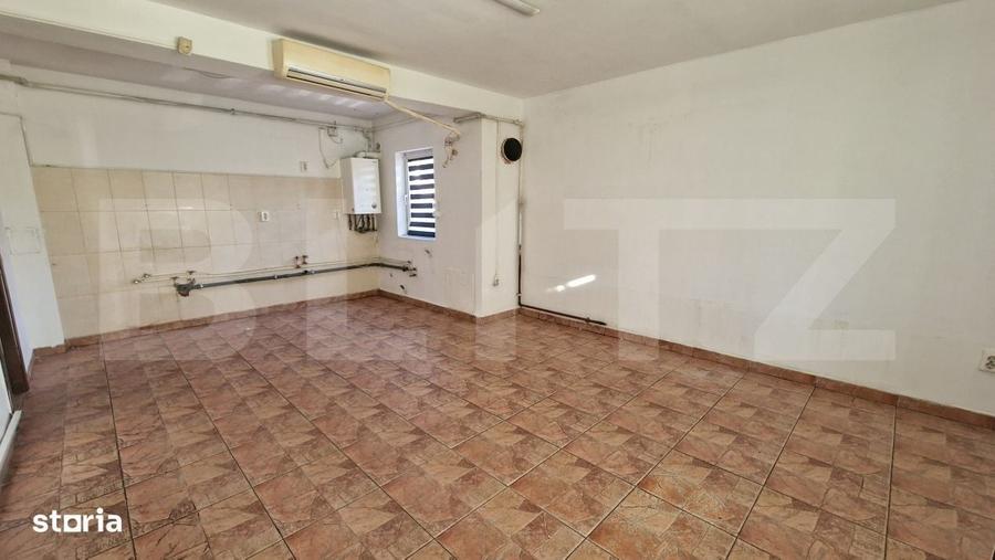 Spațiu comercial, de 55 mp, în Florești
