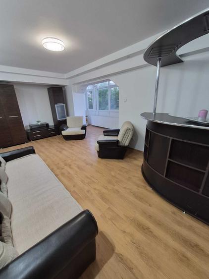 Apartament cu 2 camere decomandat în Cornitoiu