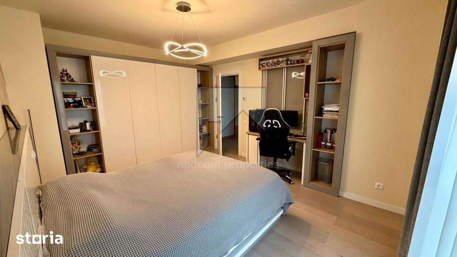 Apartament cu 4 camere în Ștefan cel Mare
