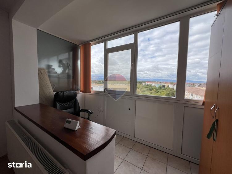 Apartament cu 3 camere în Central