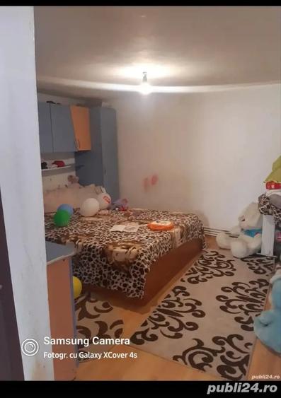 Casă cu 2 camere cu Teren 5 Mp în Zegujani
