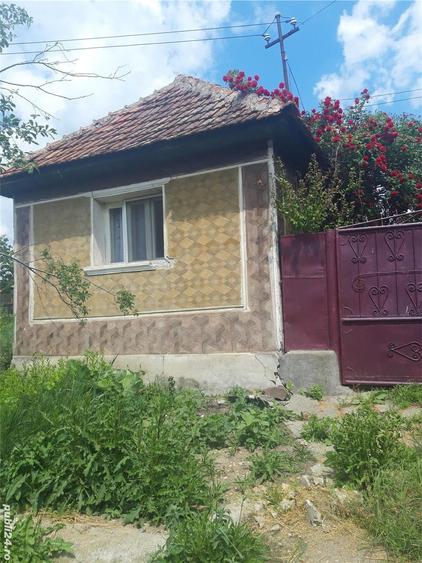 Casă cu 3 camere cu Teren 450 Mp în Hidiș