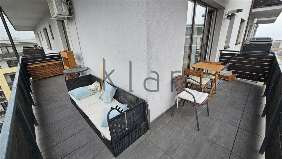 Apartament cu 2 camere semidecomandat, mobilat în Bună Ziua